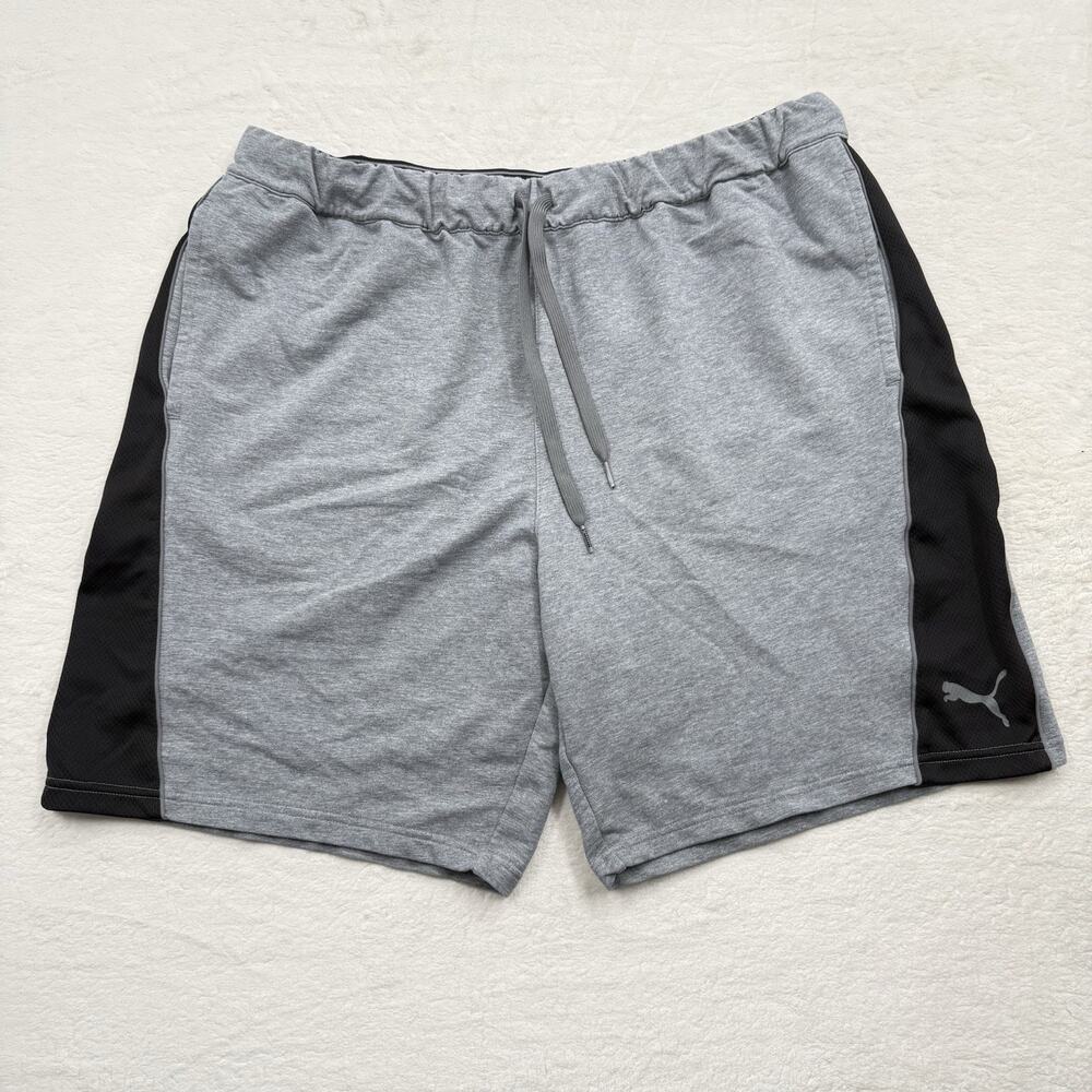 Puma Athletic Shorts Men’s XL Gray Black Logo Drawstring Pockets Gym Sporty
